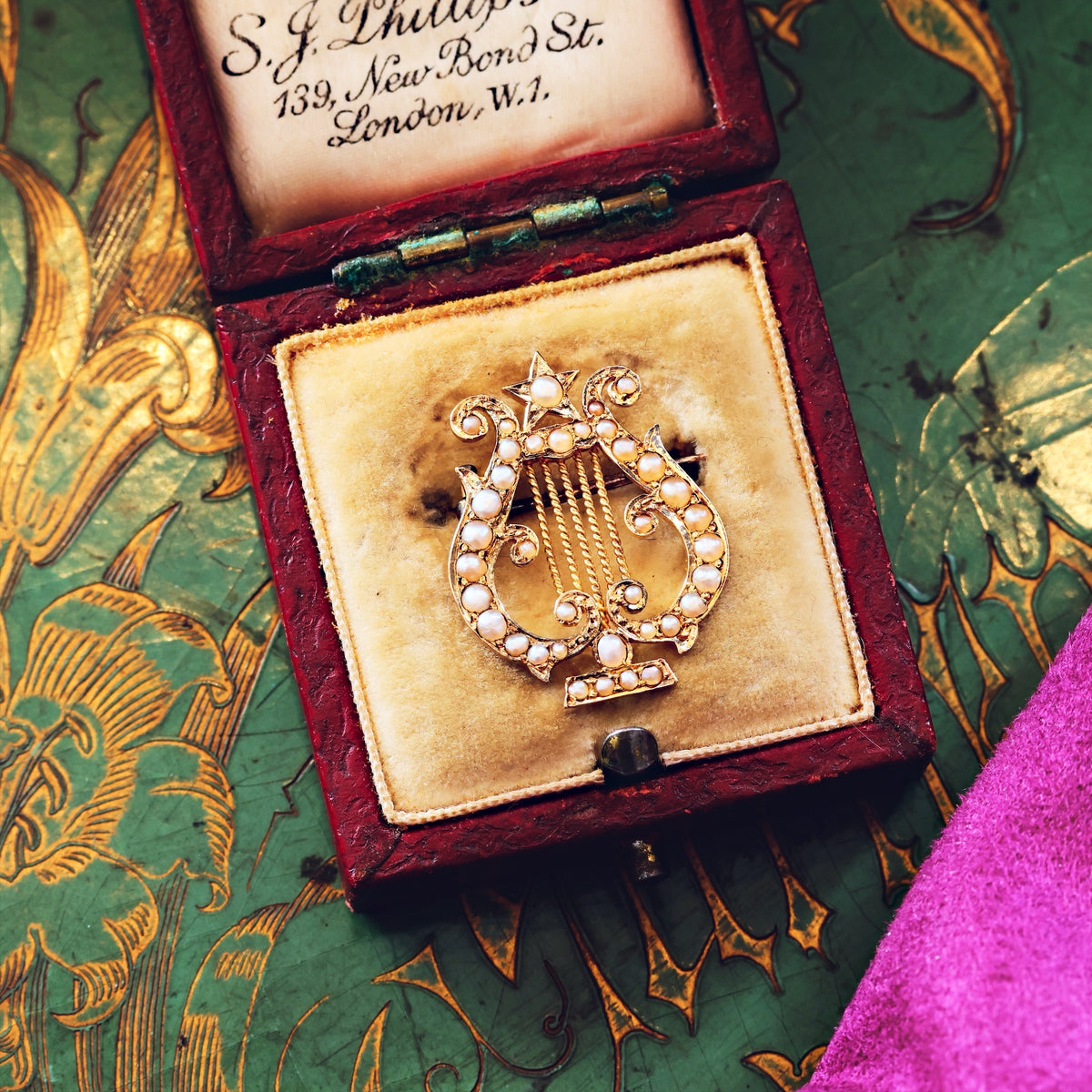 Romantic Antique Victorian Wild Pearl Lyre Brooch