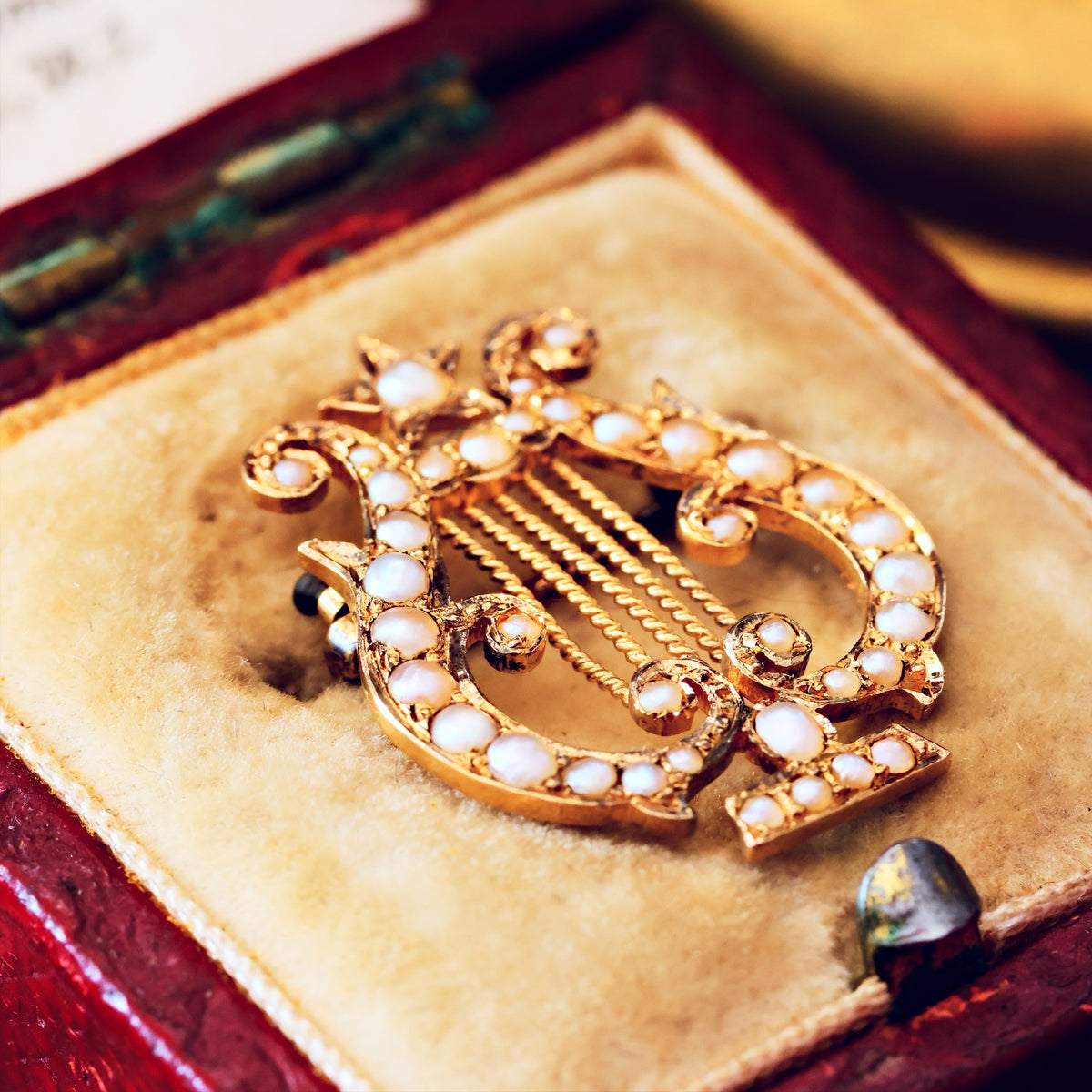 Romantic Antique Victorian Wild Pearl Lyre Brooch