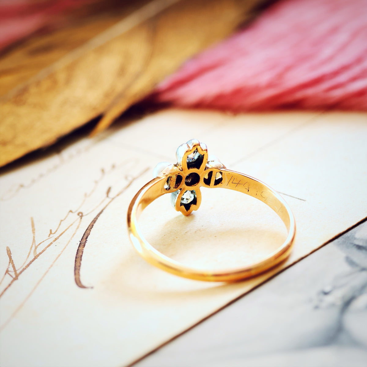 Sweet Antique Wild Pearl & Diamond Florette Ring