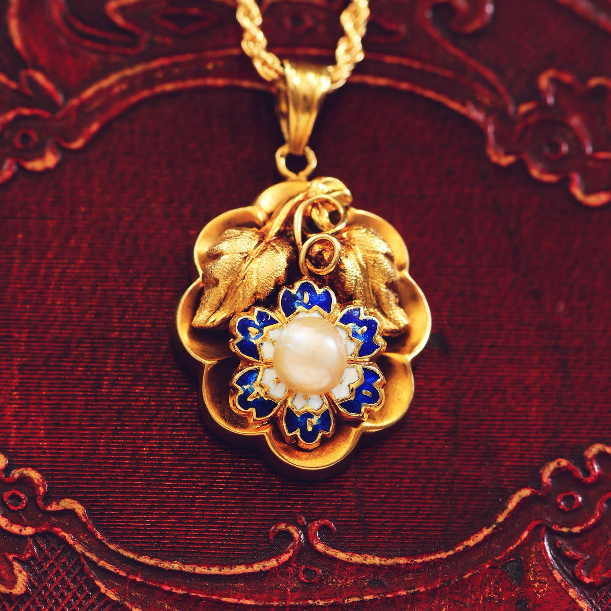 Dreamy Antique Wild Pearl Enamel Blossom Pendant