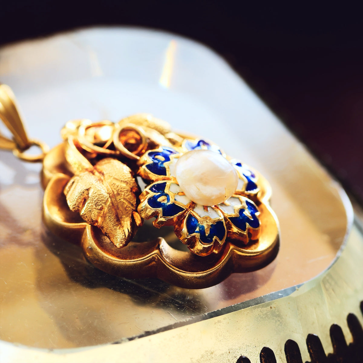 Dreamy Antique Wild Pearl Enamel Blossom Pendant