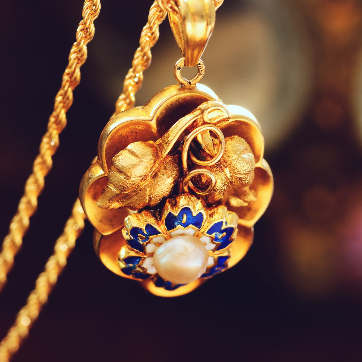 Dreamy Antique Wild Pearl Enamel Blossom Pendant