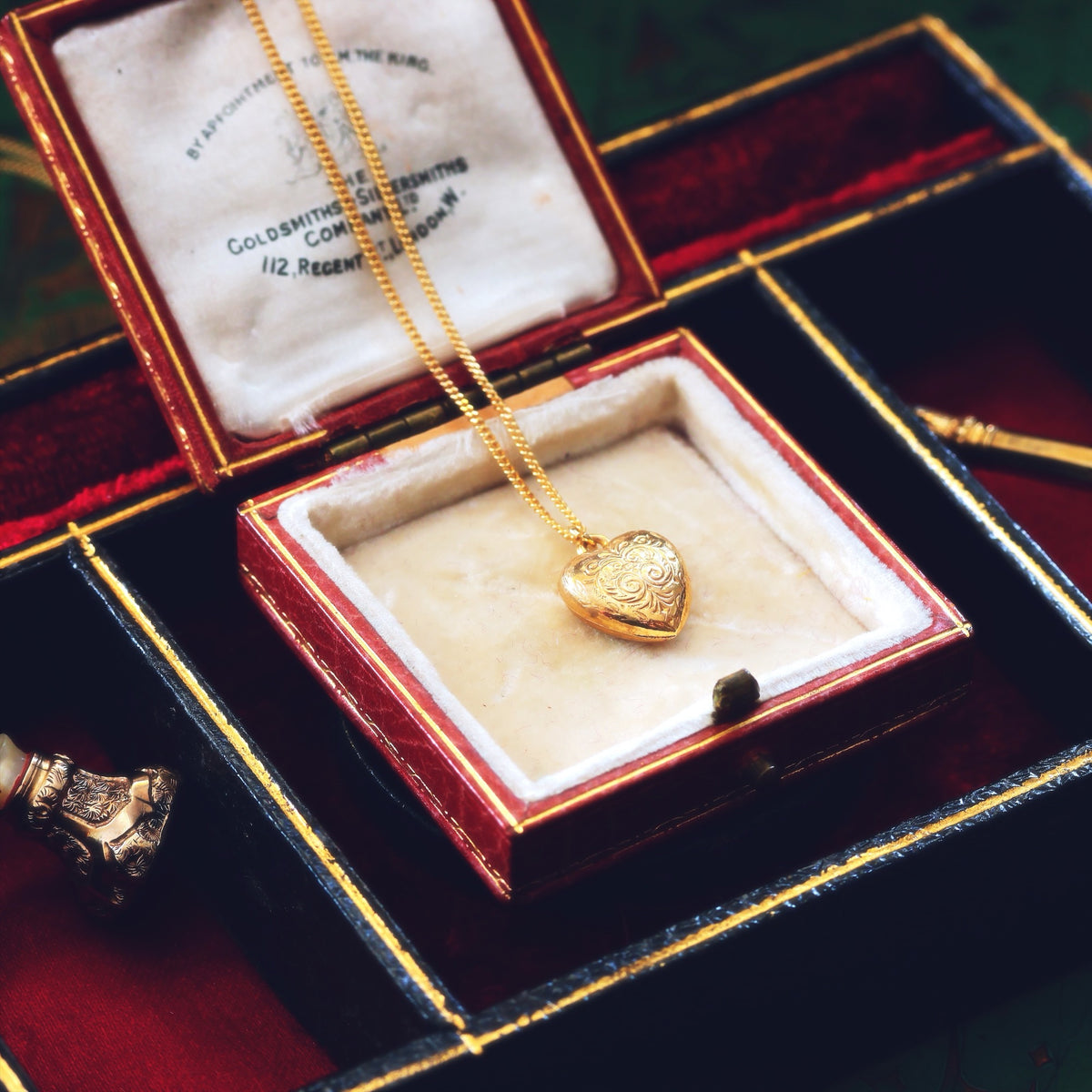 Darling Date 1976 9ct Gold Heart Pendant