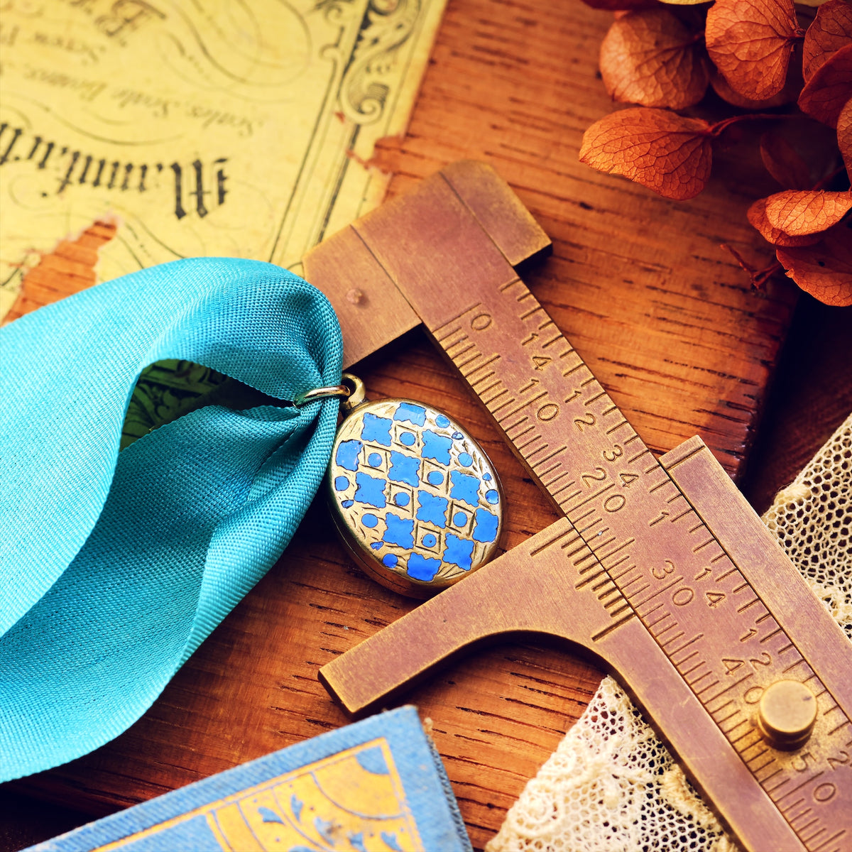 Sweet Circa 1860's Enamelled Memorial Locket