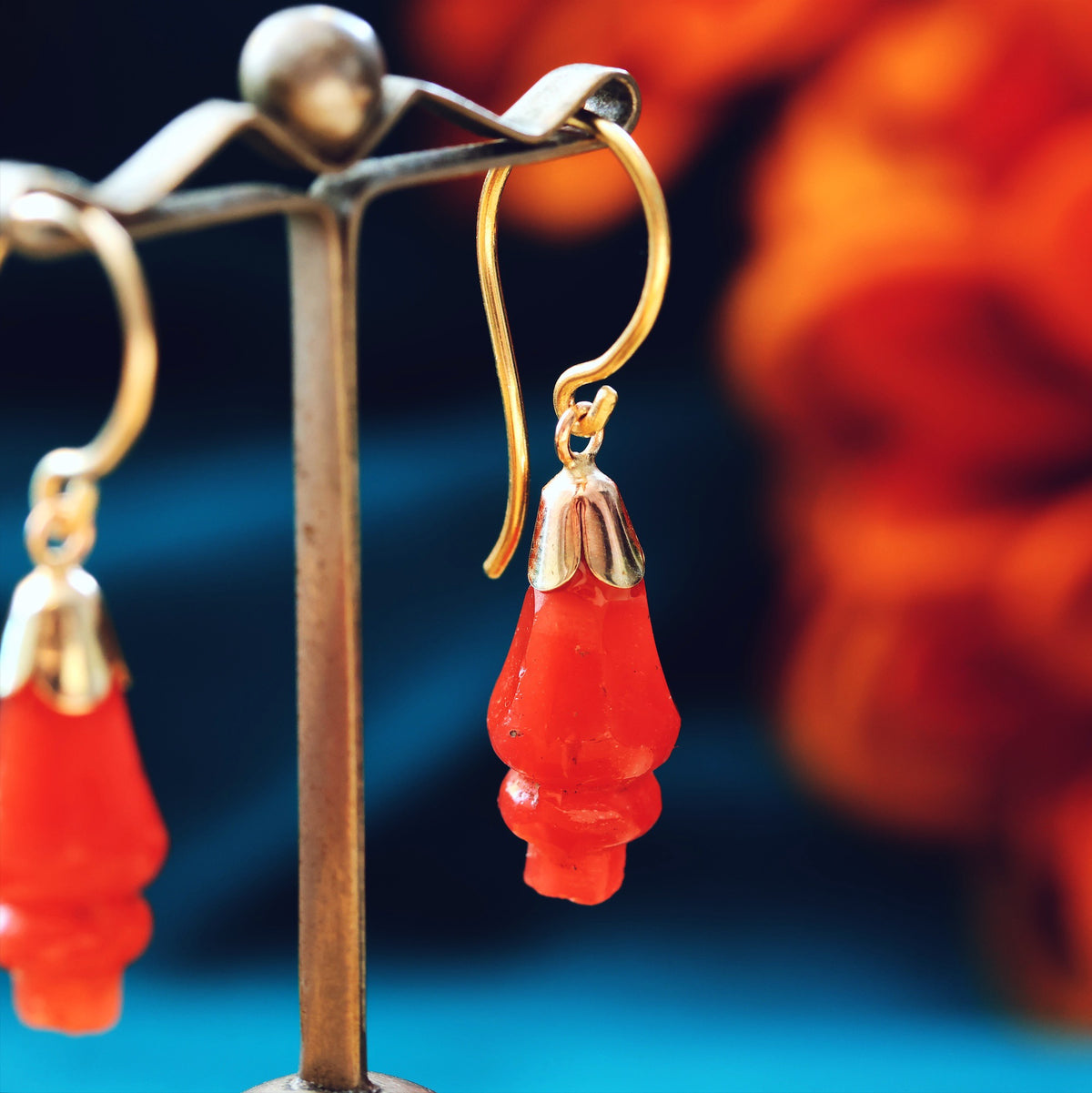 Vintage Scottish Russet Carnelian Drop Earrings