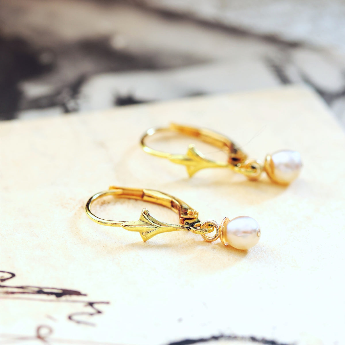 Dainty Saltwater Pearl Drop Earrings