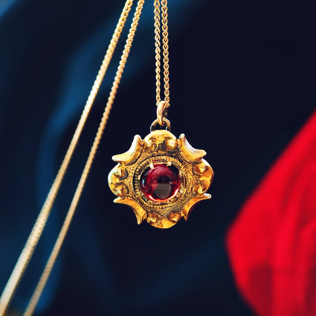 Bewitching Victorian Gothic! Garnet Pendant
