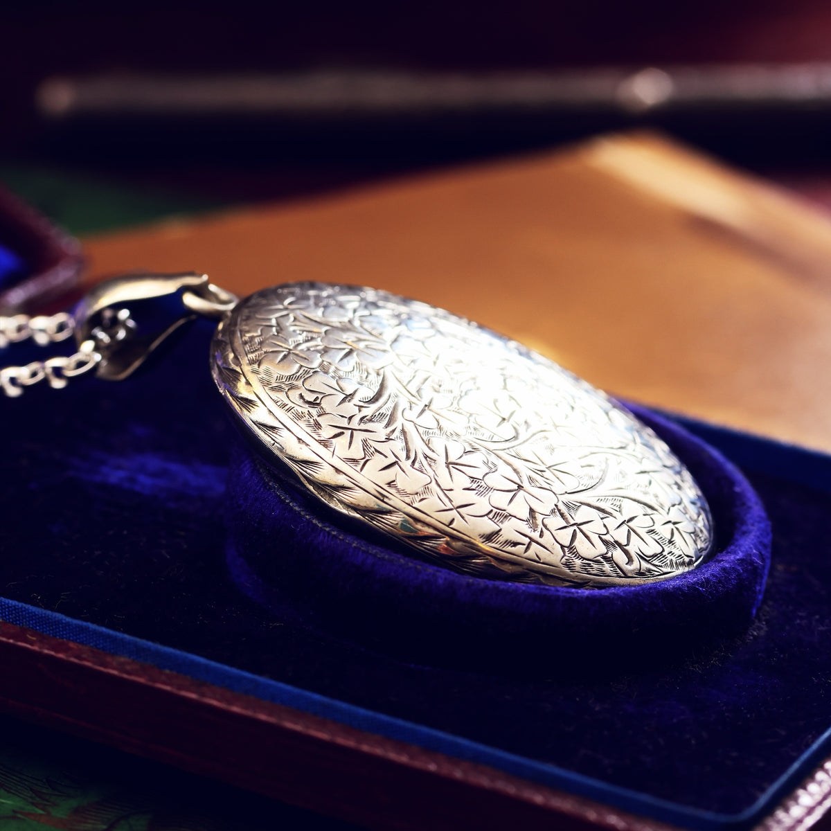 Beautiful Antique Silver 'Shamrocks' Locket