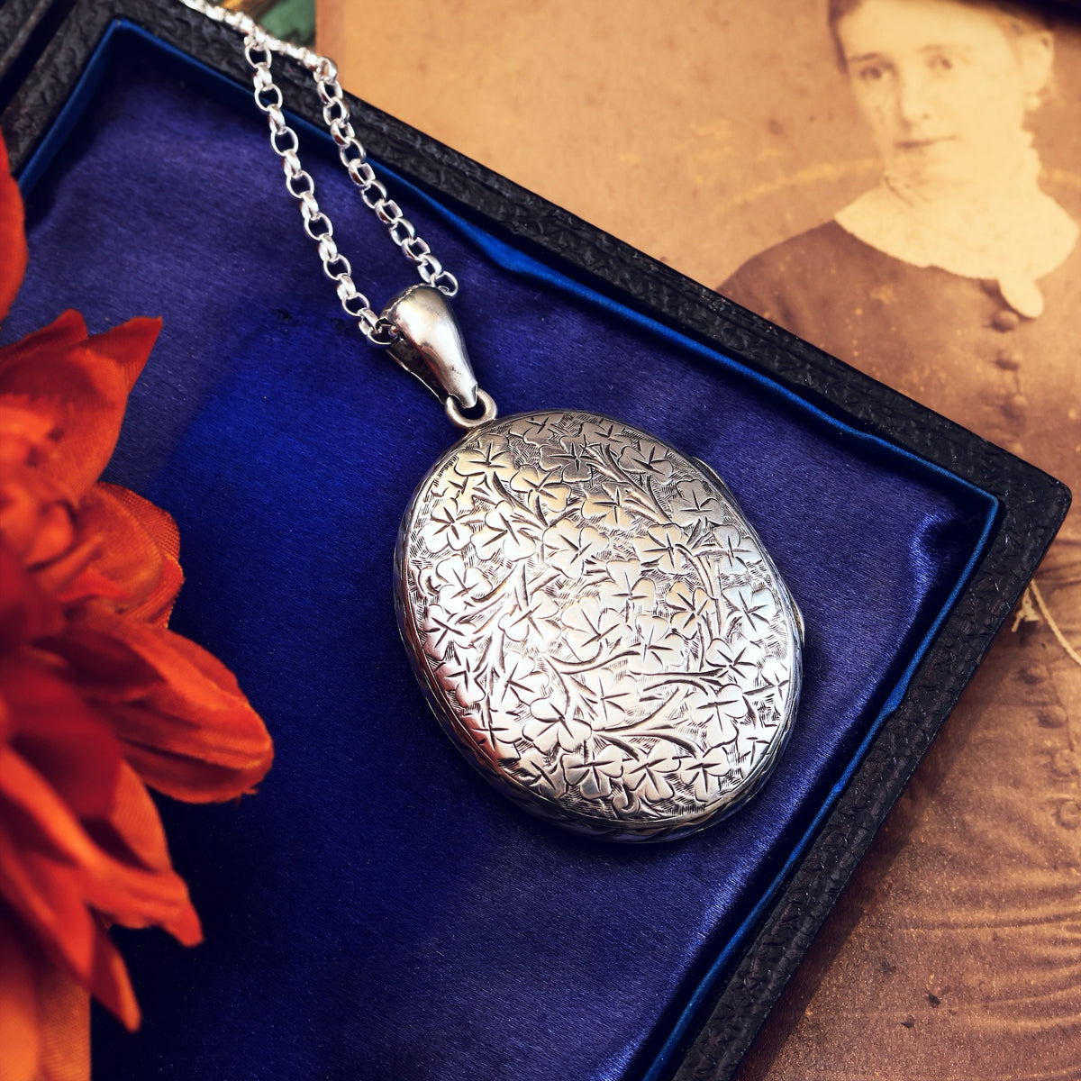 Beautiful Antique Silver 'Shamrocks' Locket
