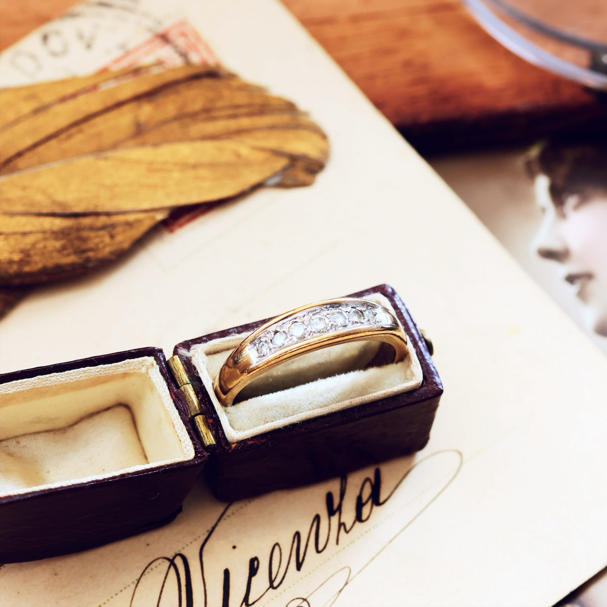 Contemporary Yellow Gold Brilliant-Cut Diamond Band