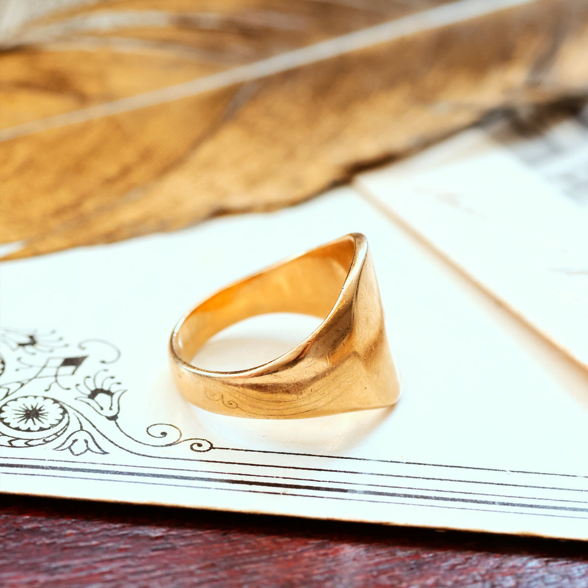 Date 1962 Vintage 9ct Gold Signet Ring