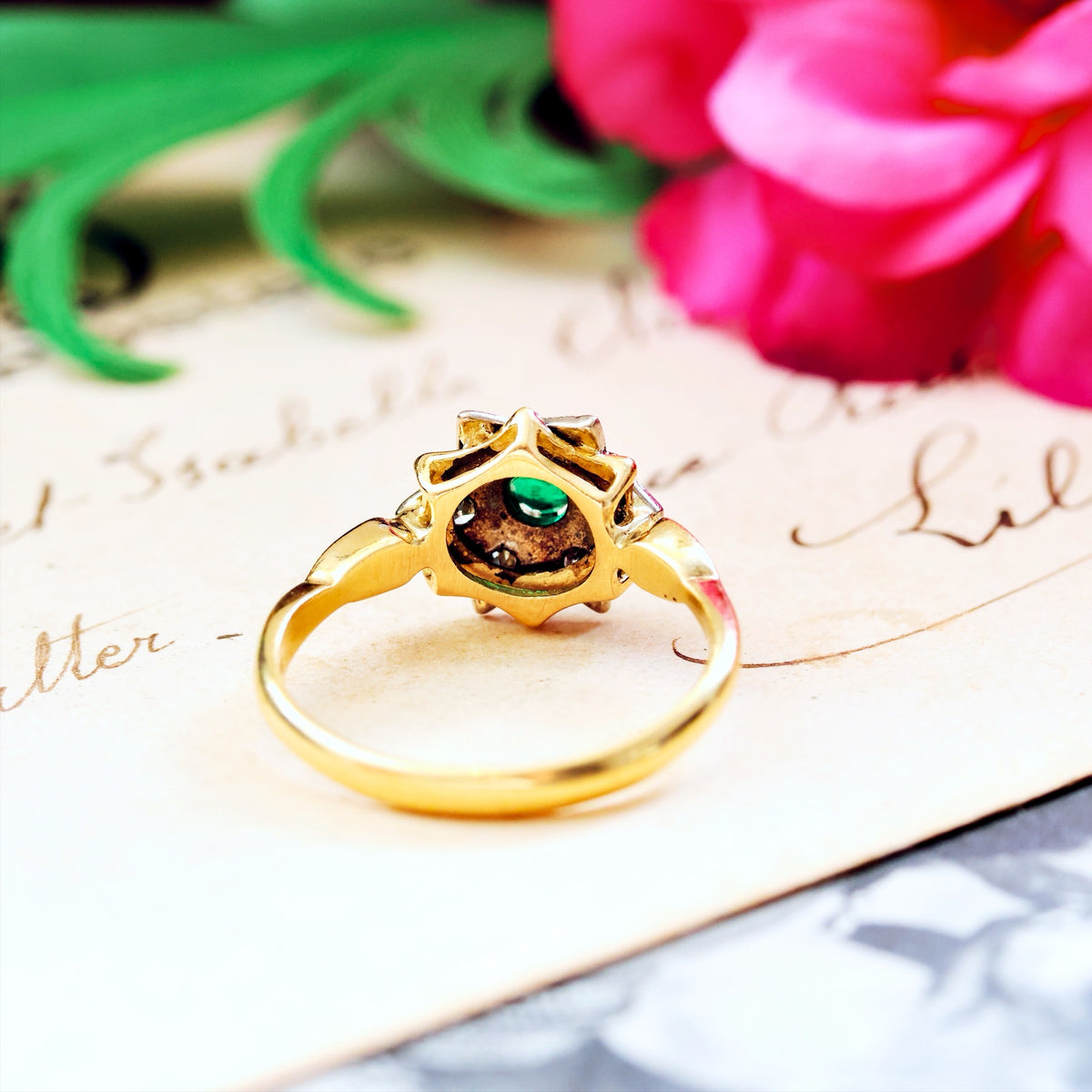 Date 1971 Vintage Emerald & Diamond Floral Engagement Ring