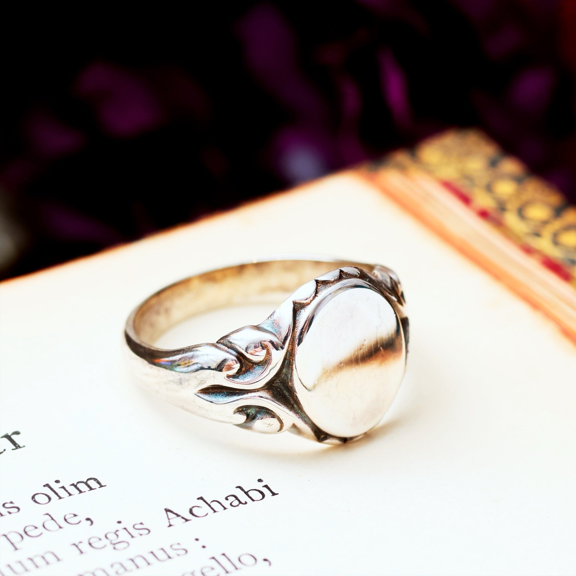 【vintage】Signet ring silver - unknown Vintage Vibe Men's Recycled Silver Signet Ring – Fetheray