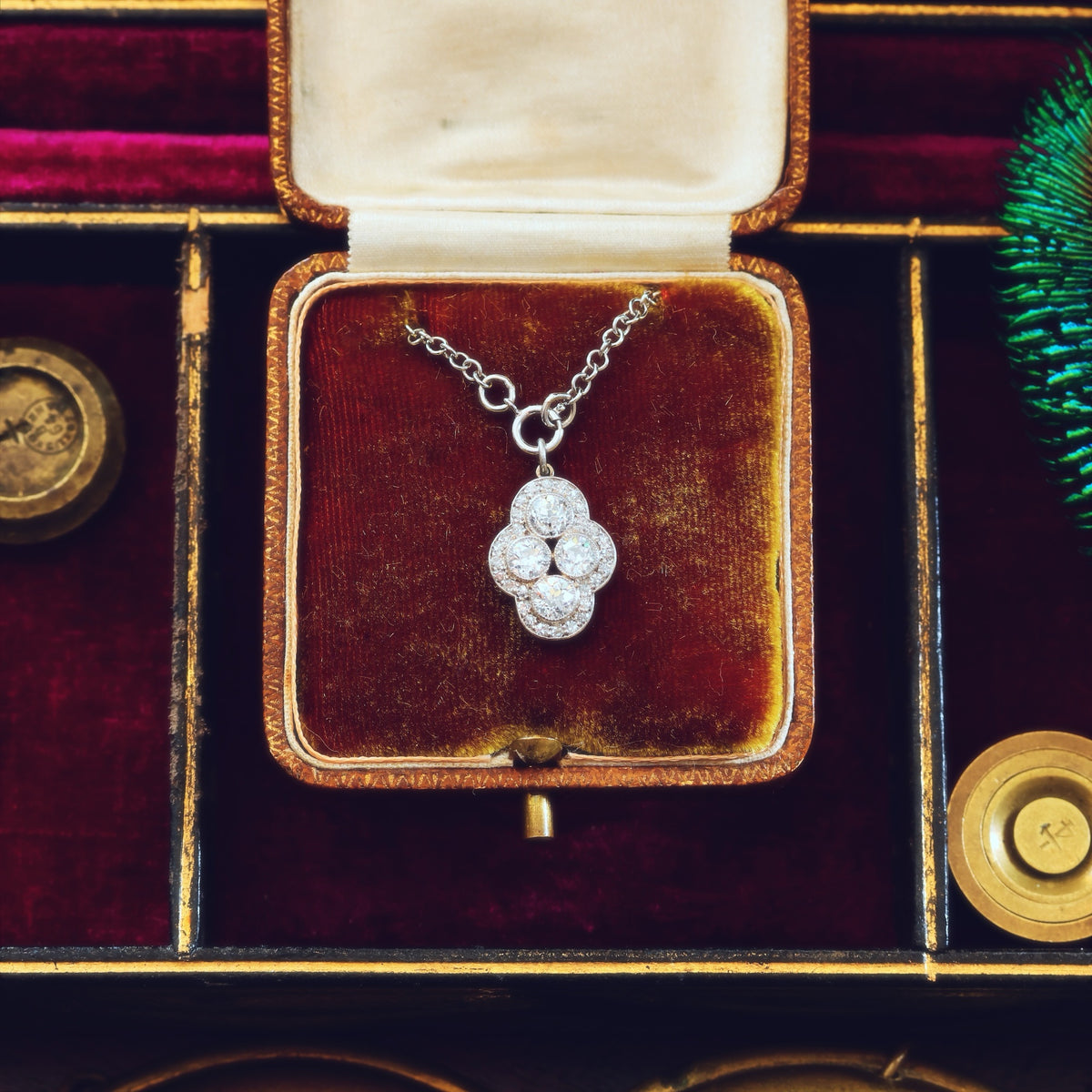 *SWOON!* Divinely Glamorous Vintage Art Deco Diamond Pendant