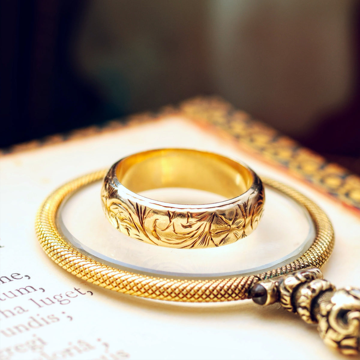 Beautiful Floral Date 1958 Size 'L' Wedding Ring