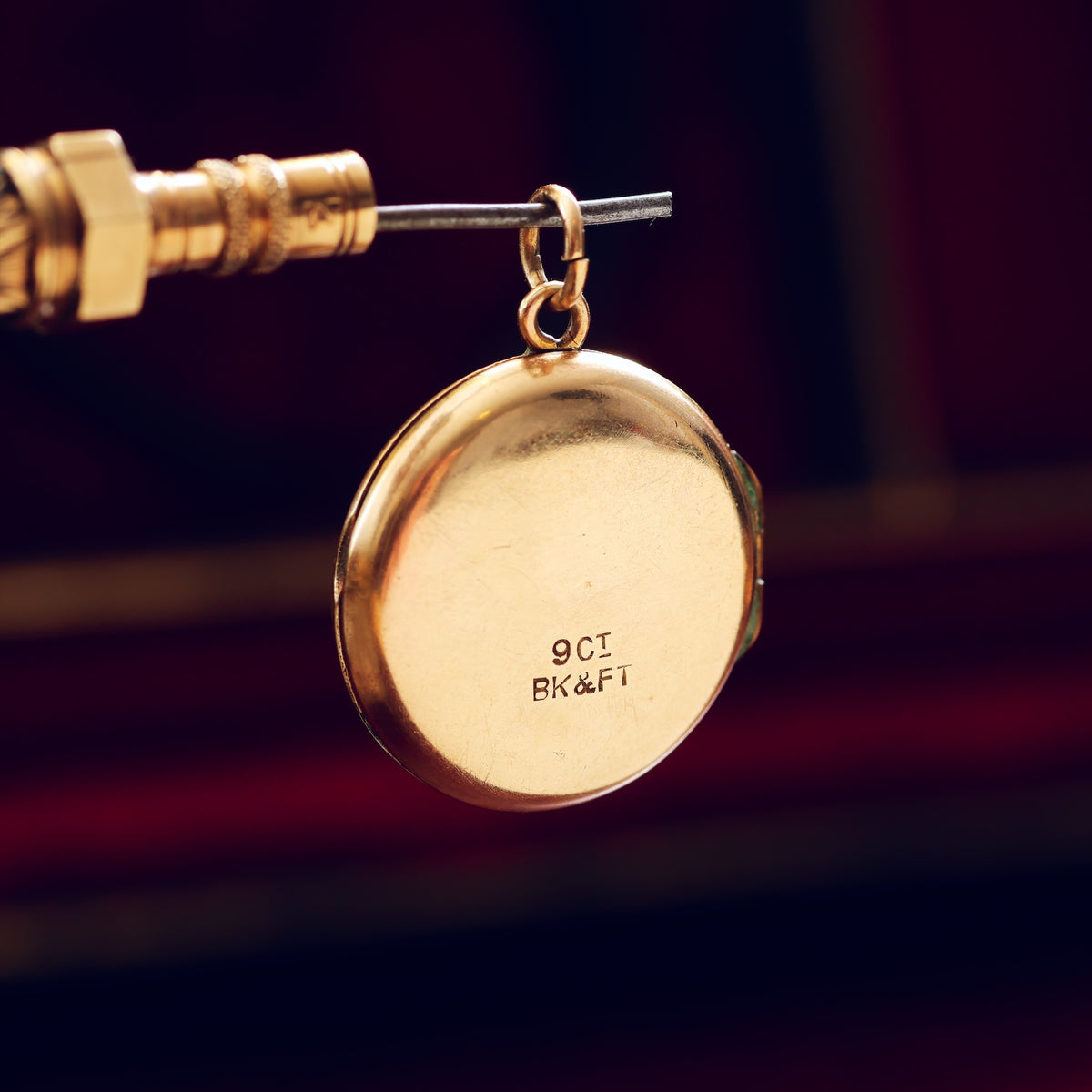 Petite Vintage 9ct Gold Locket