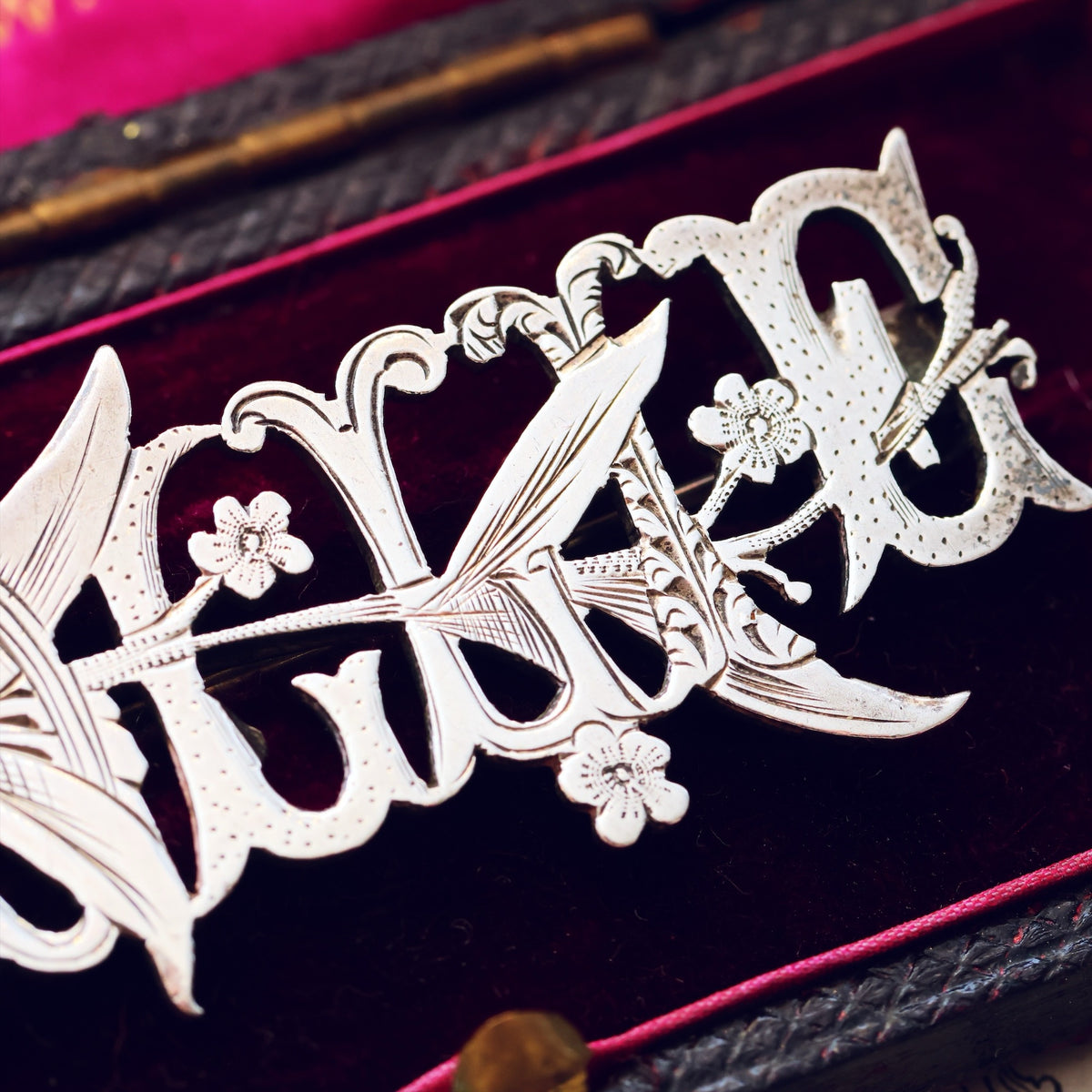 Victorian Date 1878 Pollie Silver Name Brooch