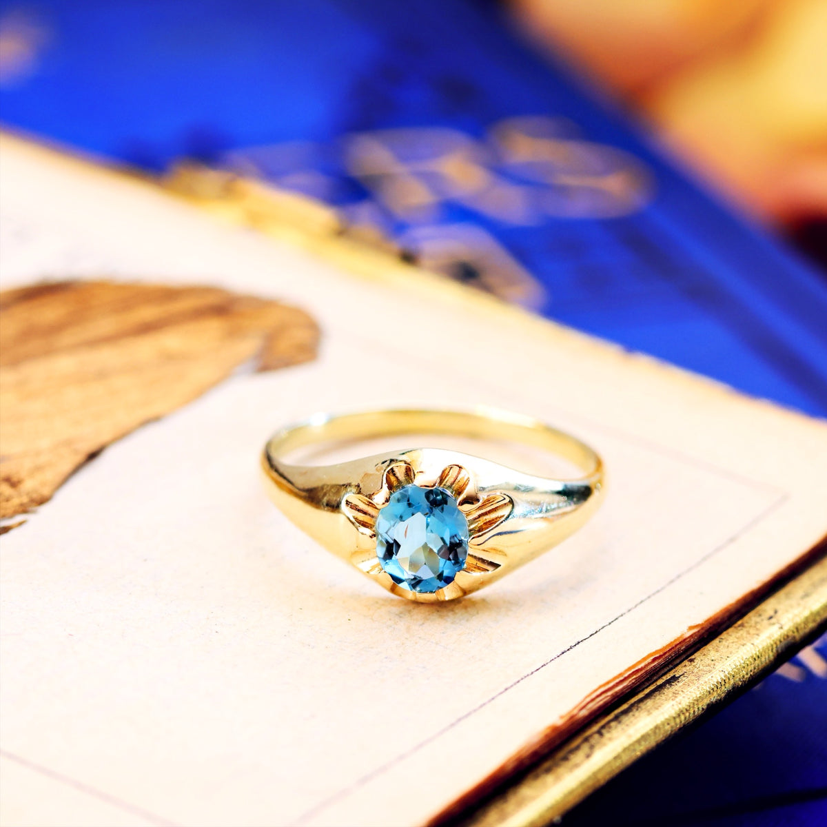 Unusually Pretty Vintage Aquamarine Ring