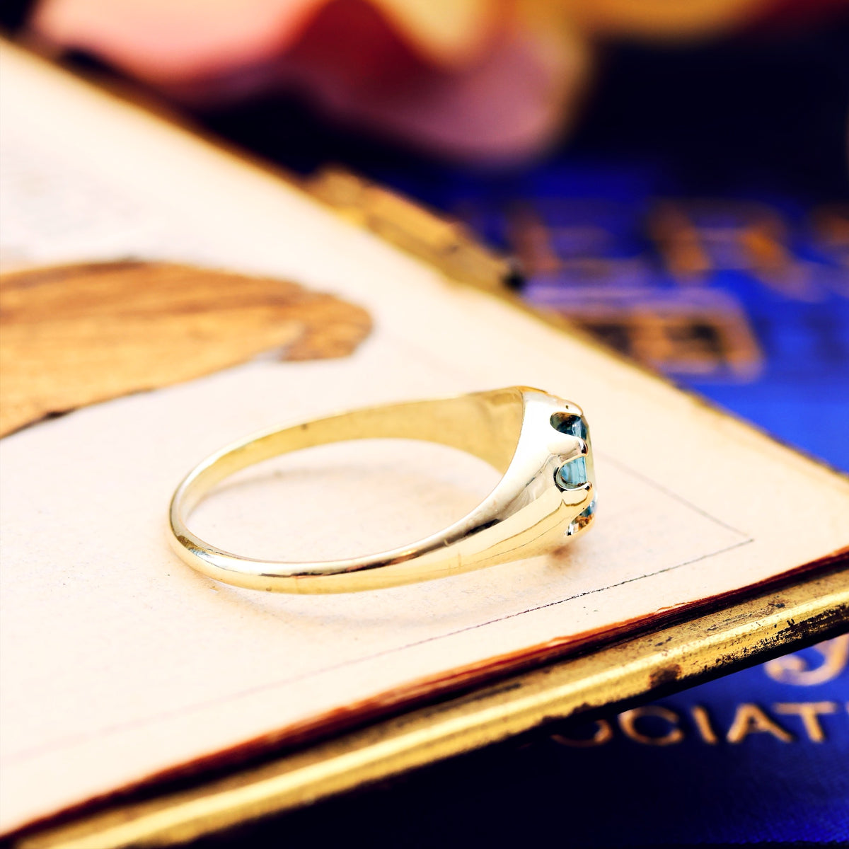 Unusually Pretty Vintage Aquamarine Ring