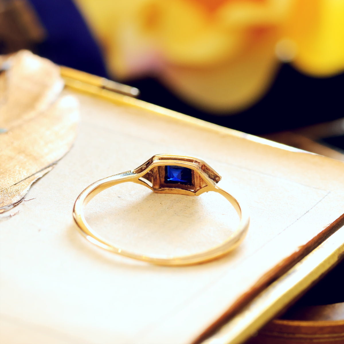 Petite Pretty Vintage Art Deco Sapphire & Diamond Ring
