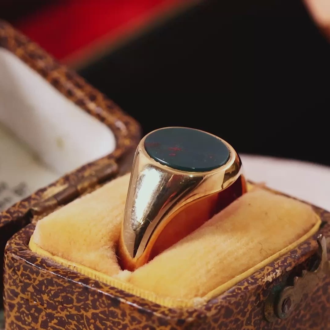 9ct Gold Bloodstone Signet Ring