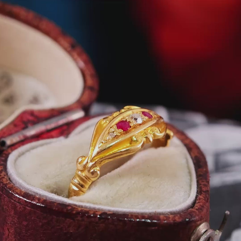 Antique 18ct Gold Diamond & Ruby Ring