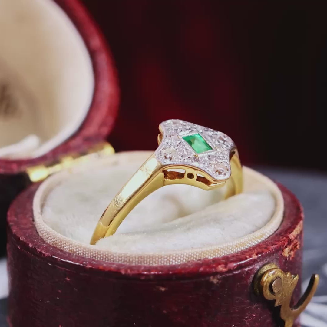 Vintage Art Deco Emerald & Diamond Cluster Ring