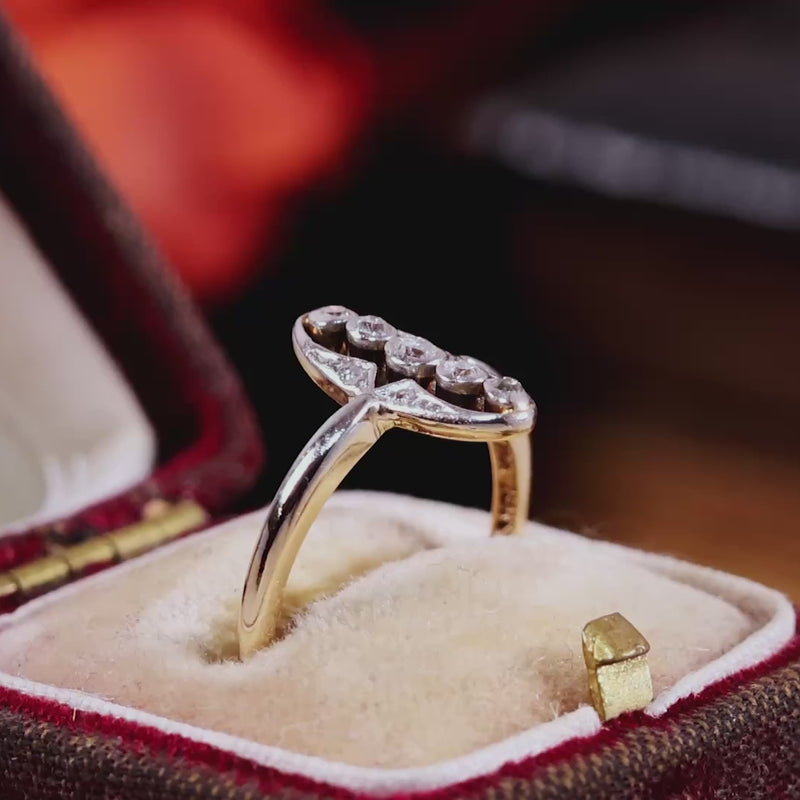 Vintage Art Deco 18ct White Gold Diamond Ring
