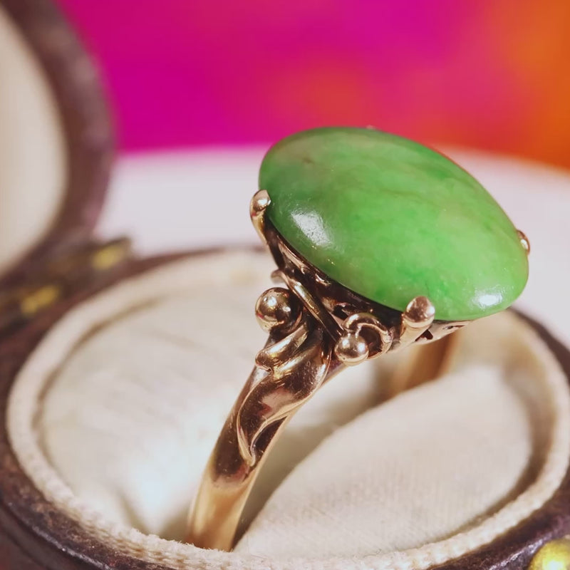 Art Nouveau 14ct Gold Jade Ring