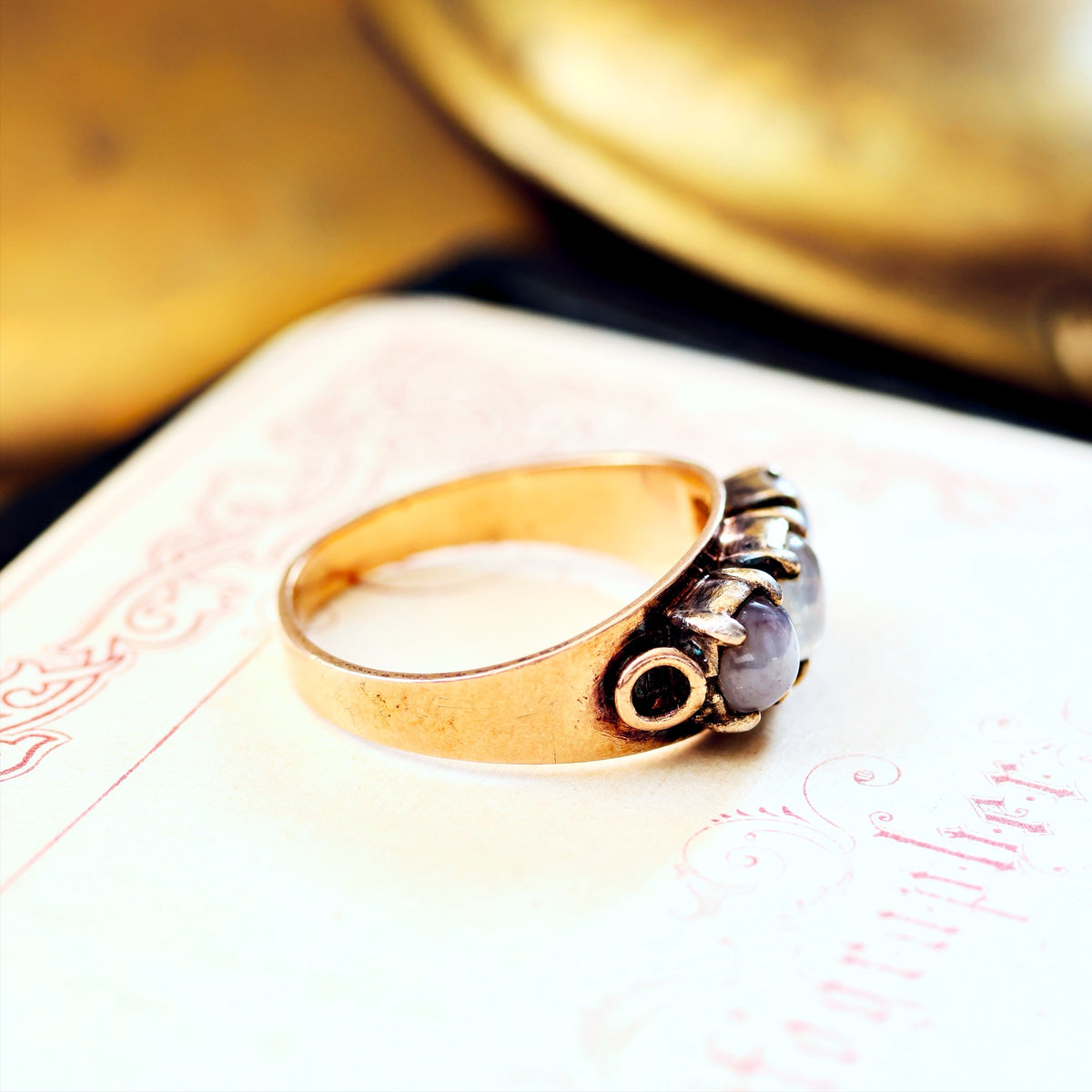 Striking & Unique Vintage Star Sapphire Dress Ring