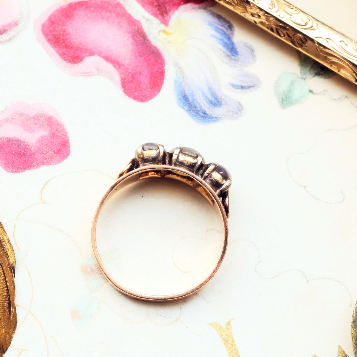 Striking & Unique Vintage Star Sapphire Dress Ring