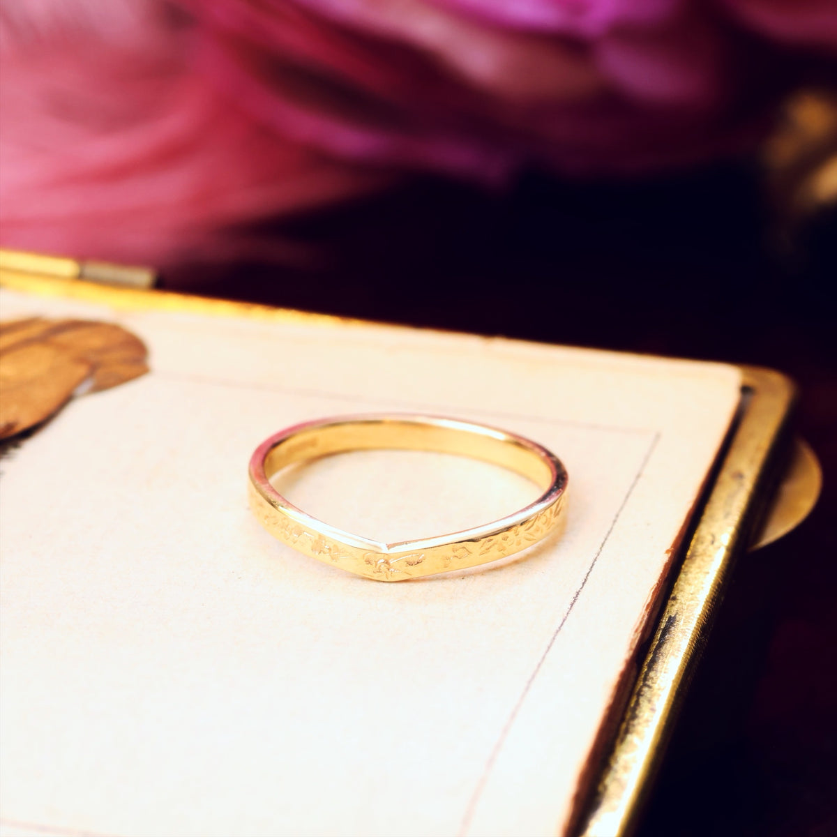 Recycled 9ct Gold Curve Shape Wedding Band