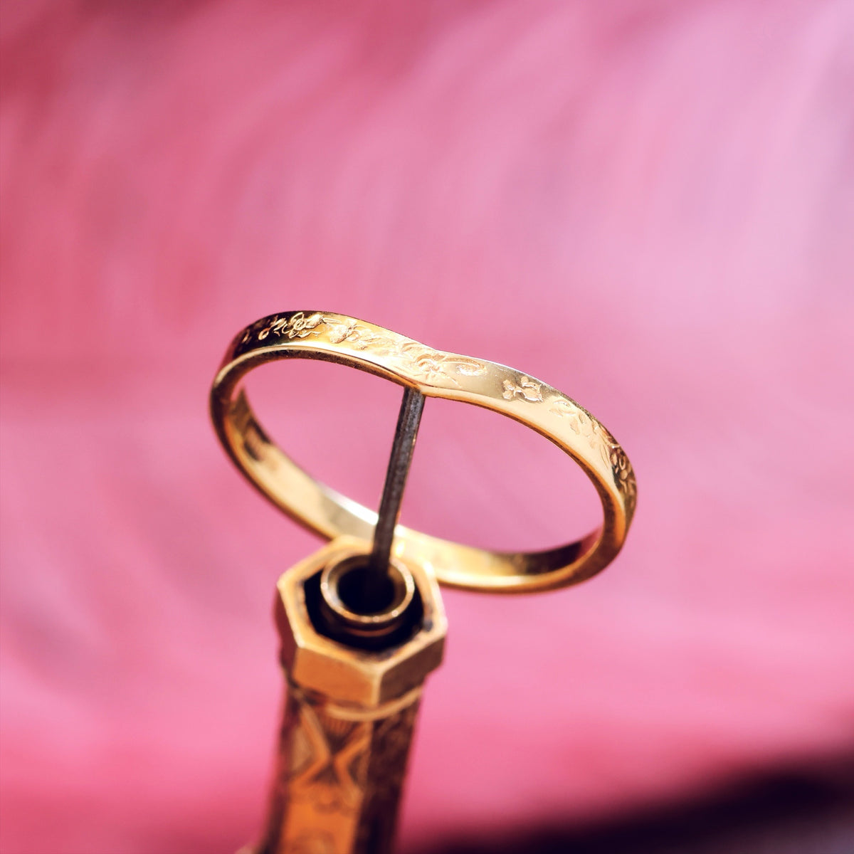 Recycled 9ct Gold Curve Shape Wedding Band