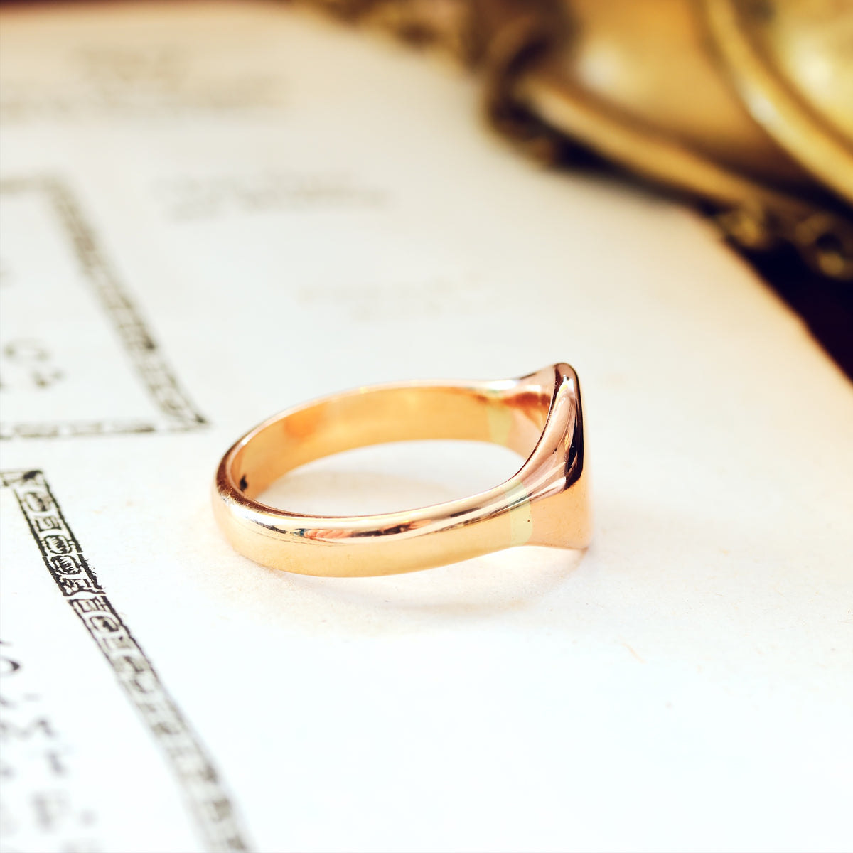 Recycled Vintage Gents 9ct Gold Signet Ring