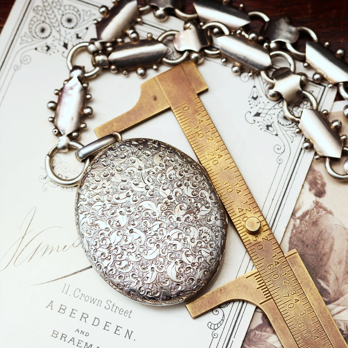 Impressive! Victorian Antique Silver Locket & Collarette