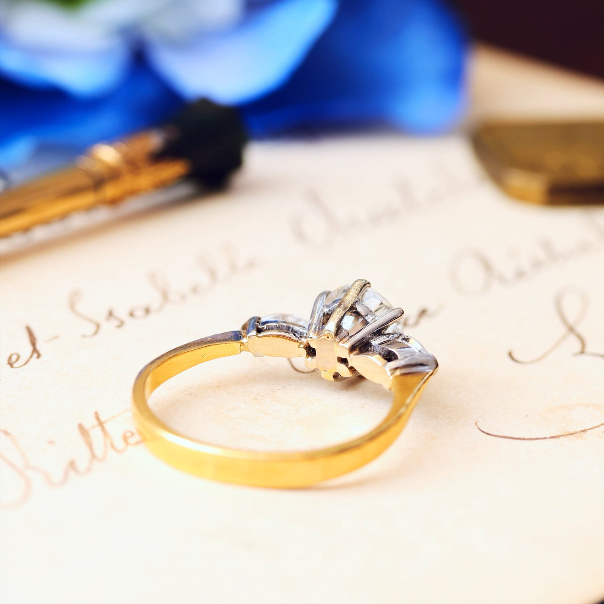 Sensational Vintage 0.90ct Diamond Engagement Ring
