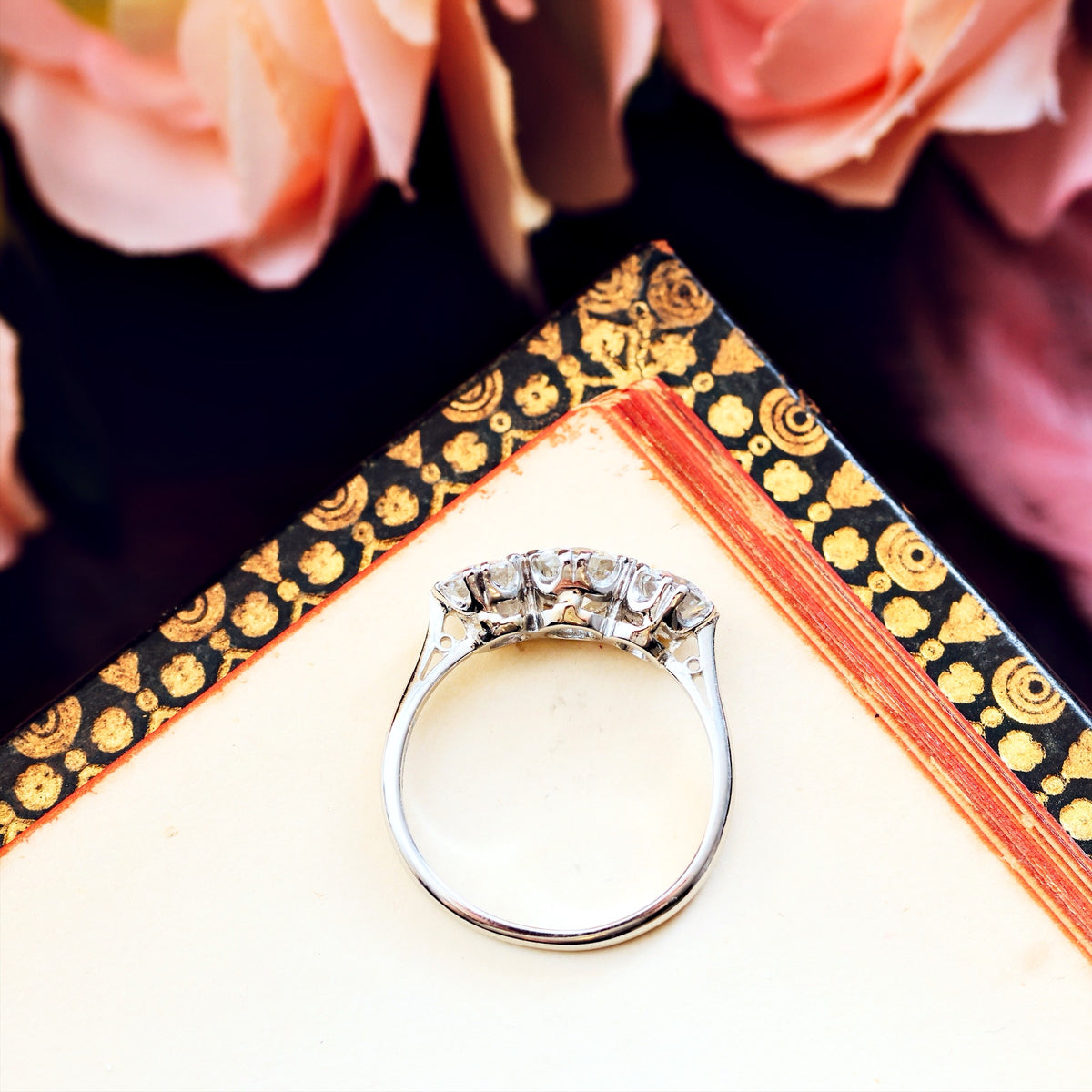 Superb 1.65ct Art Deco Platinum Diamond Trilogy Ring