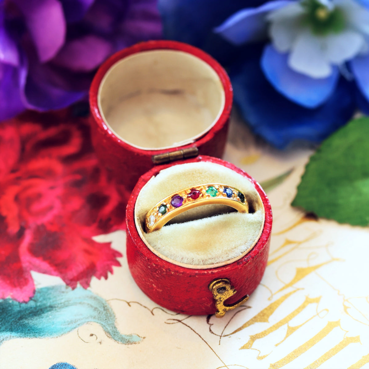 Vintage 18ct Gold Dearest Wedding Ring