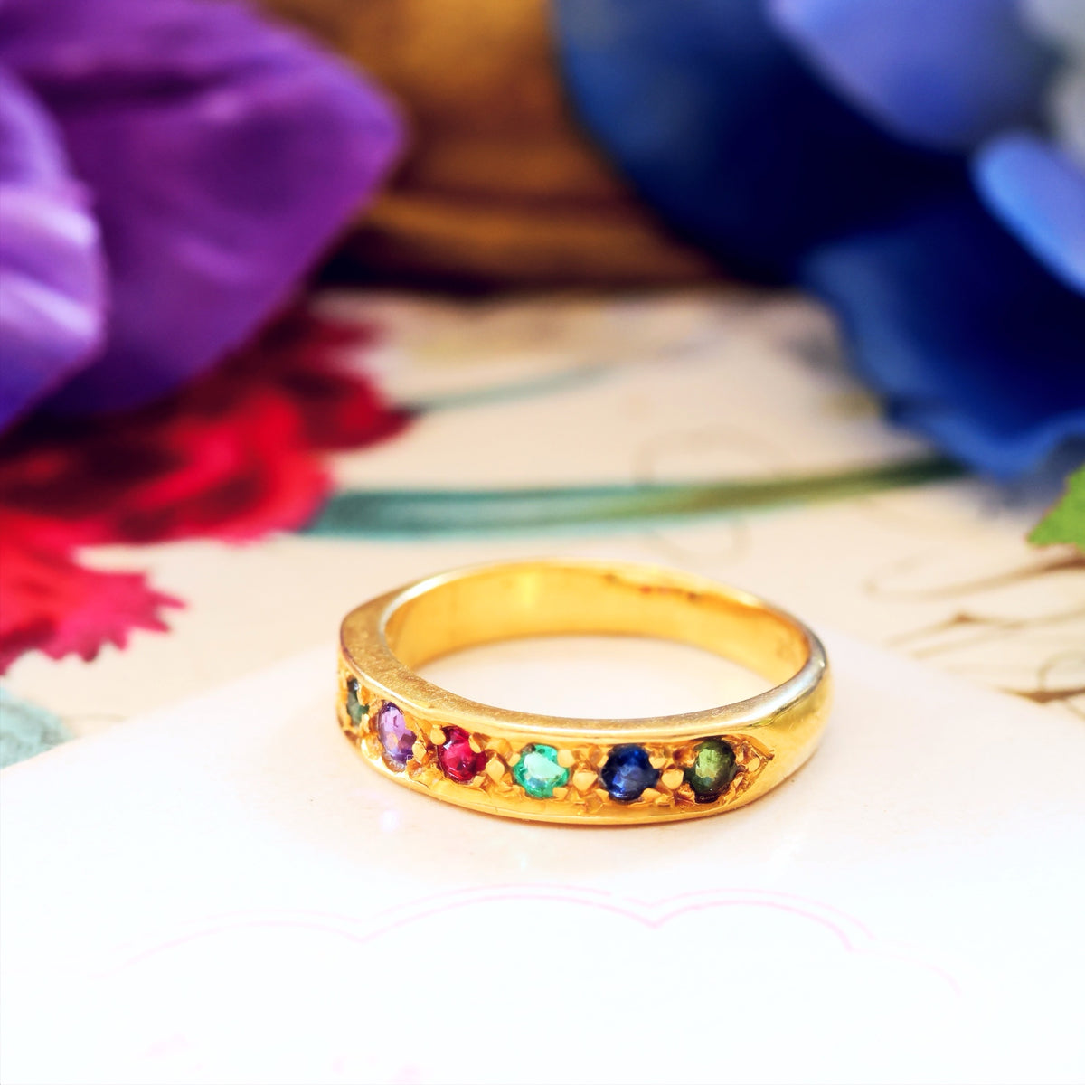 Vintage 18ct Gold Dearest Wedding Ring