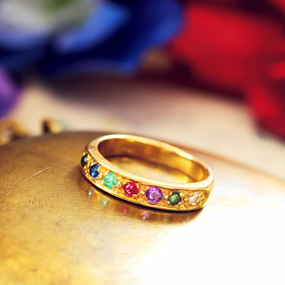 Vintage 18ct Gold Dearest Wedding Ring