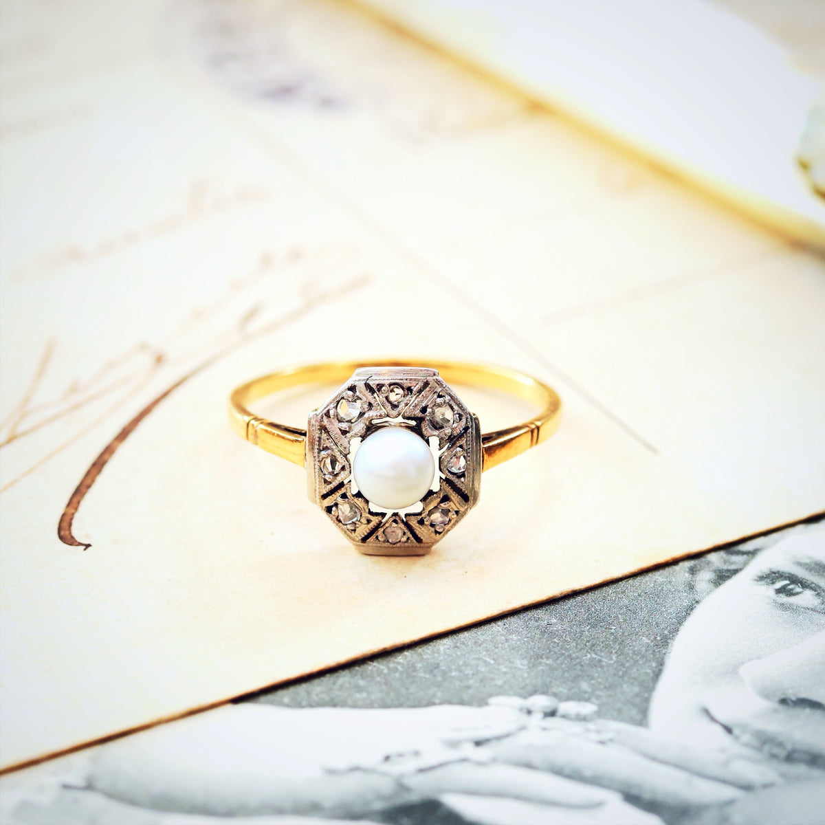 Vintage 1920's Art Deco Diamond & Pearl Ring
