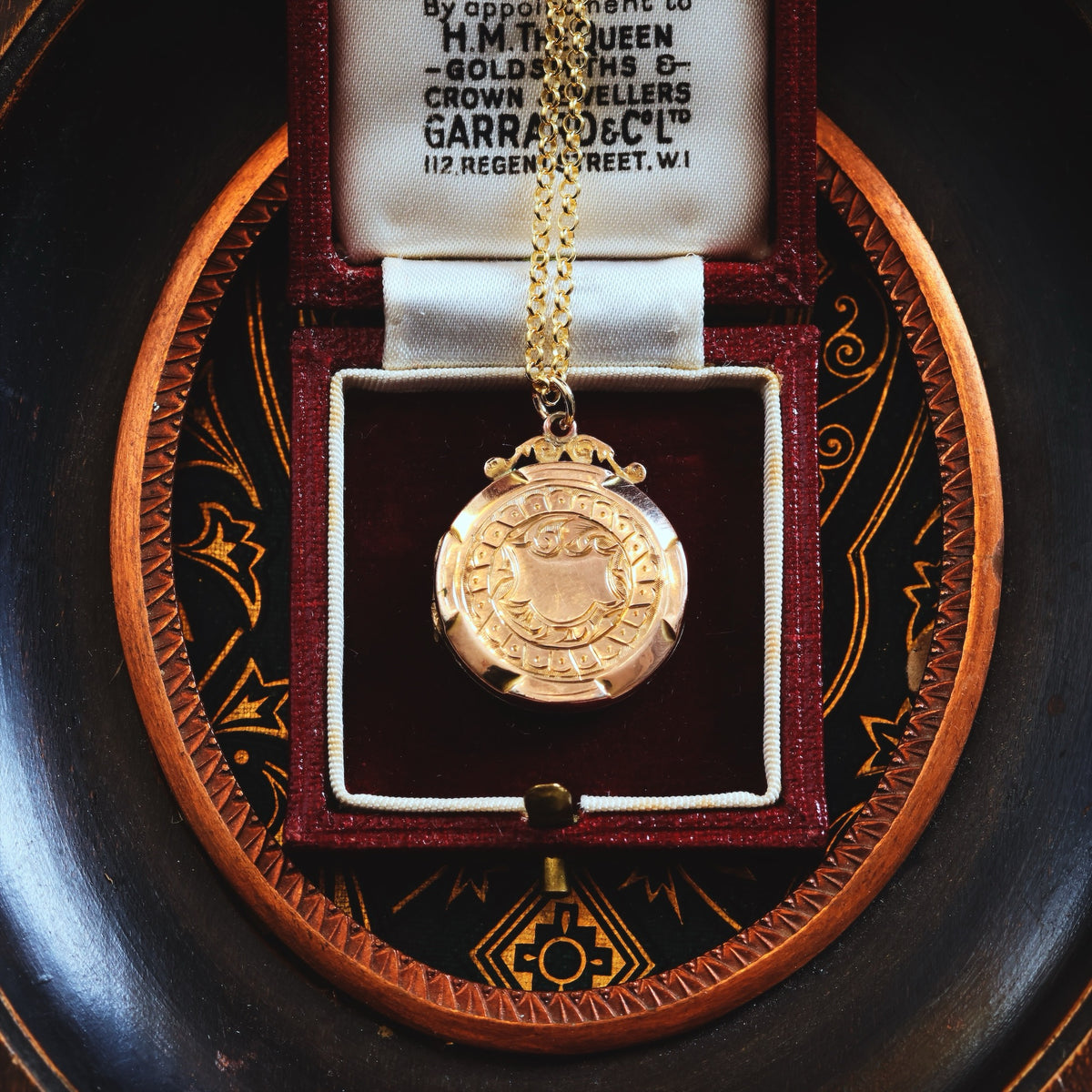 Cute Vintage 1940's 9ct Gold Locket