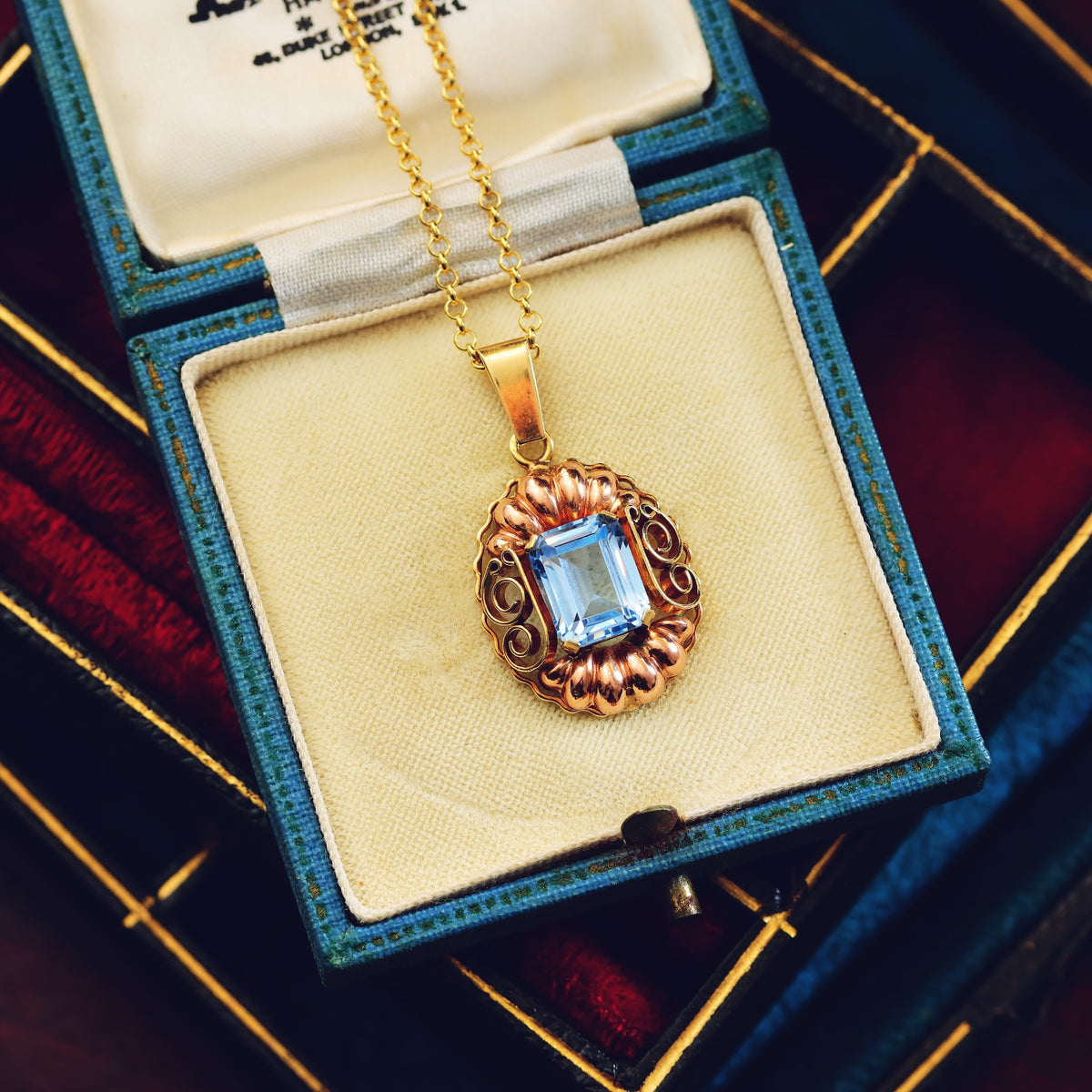 Vintage 1940's Russian Synthetic Spinel Pendant