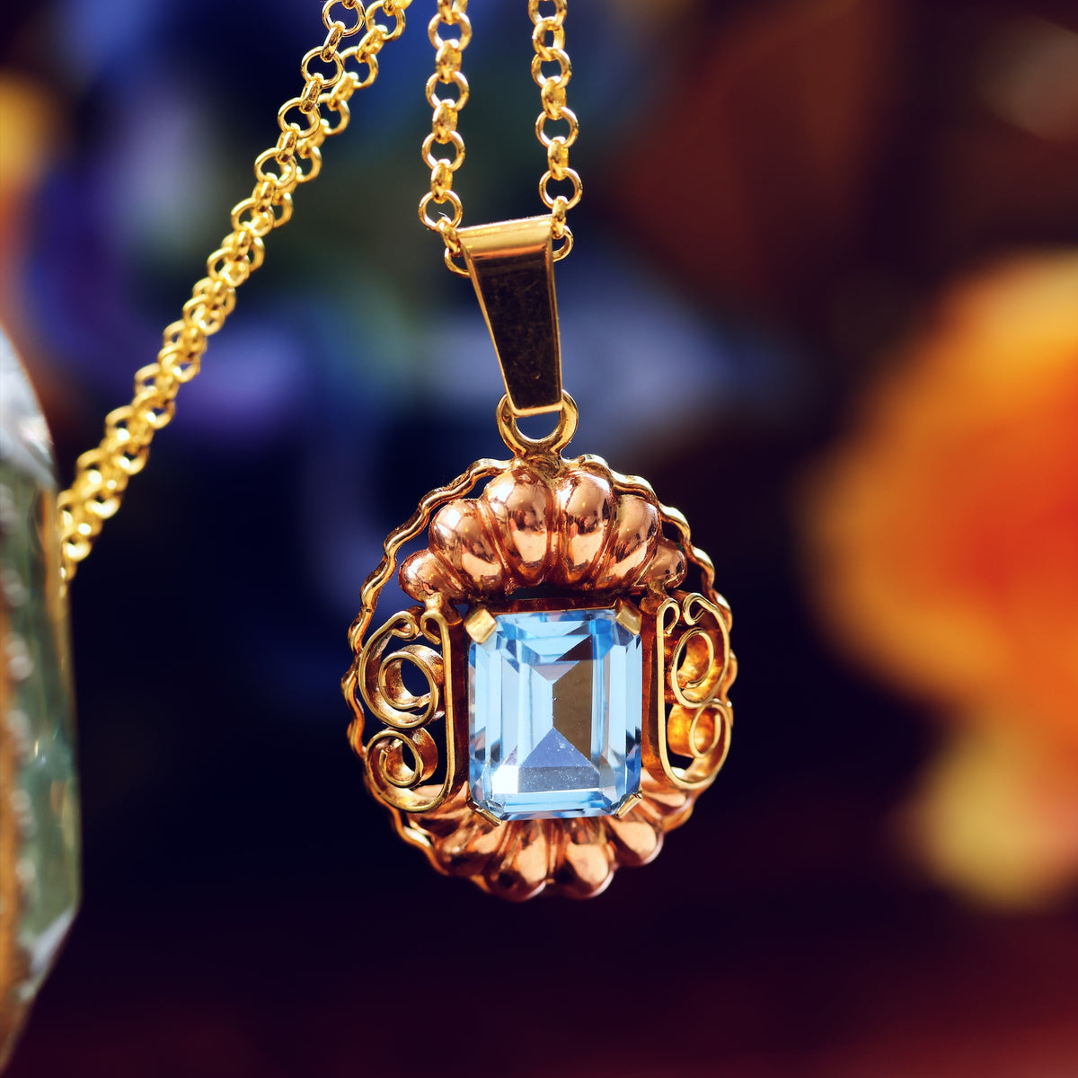 Vintage 1940's Russian Synthetic Spinel Pendant