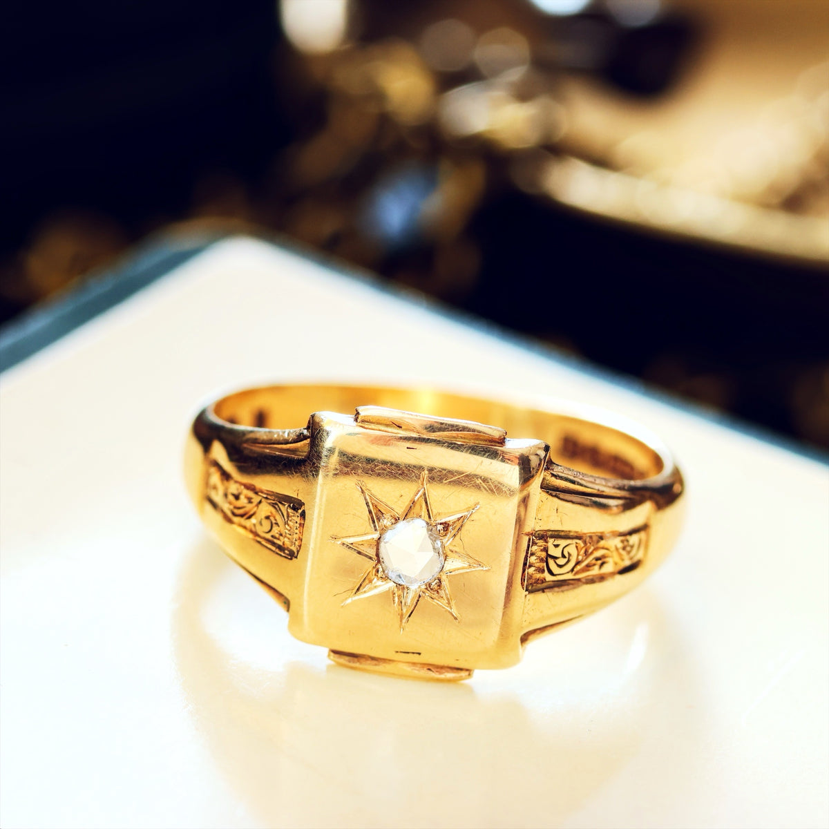 Vintage 1957 9ct Gold Men's Star Set Diamond Signet Ring