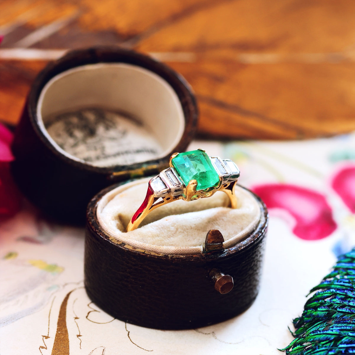 Vintage 1960's Deco Emerald & Diamond Cocktail Ring