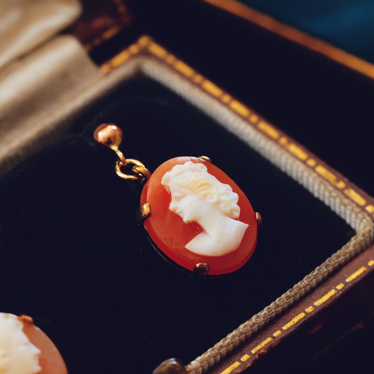 Vintage 1960's Shell Cameo Earrings