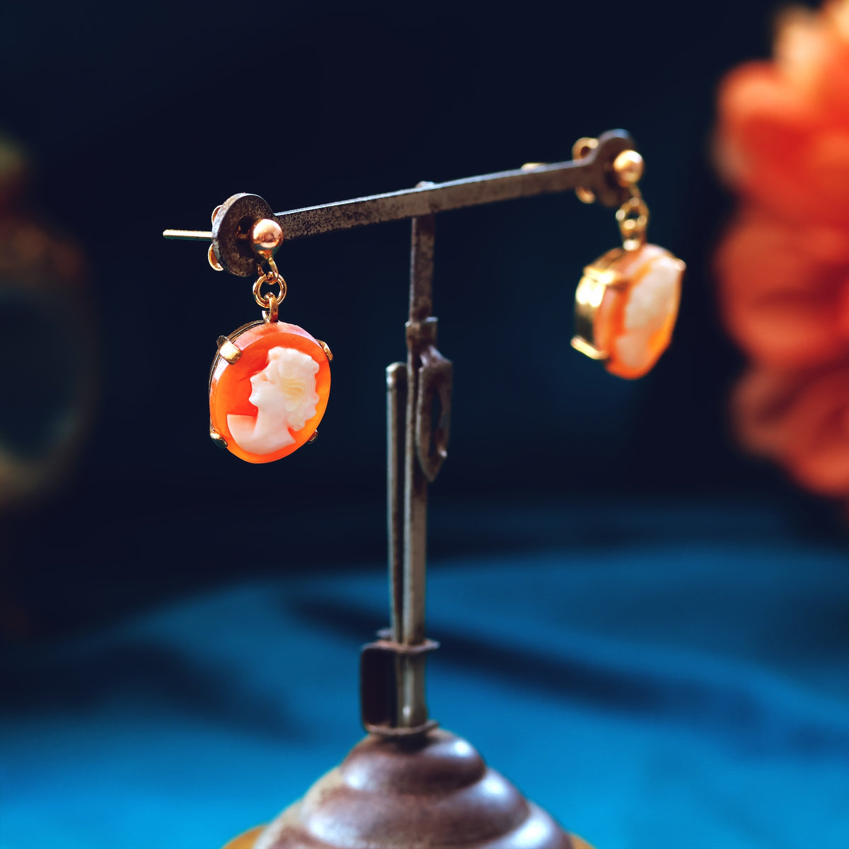 Vintage 1960's Shell Cameo Earrings