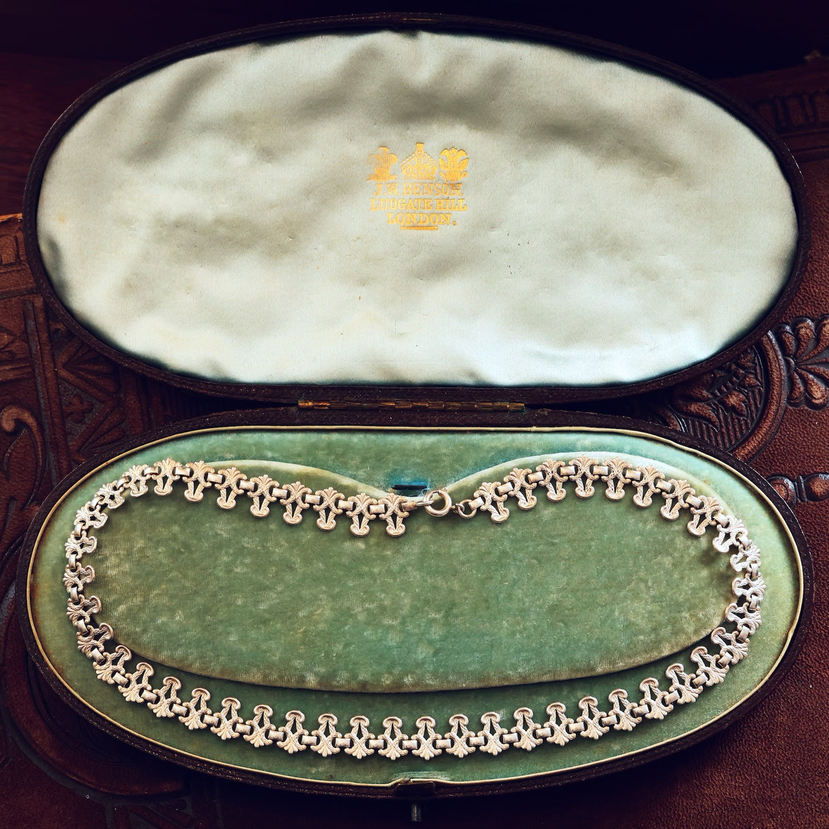 Vintage Date 1977 Victorian Revival Silver Collarette Chain
