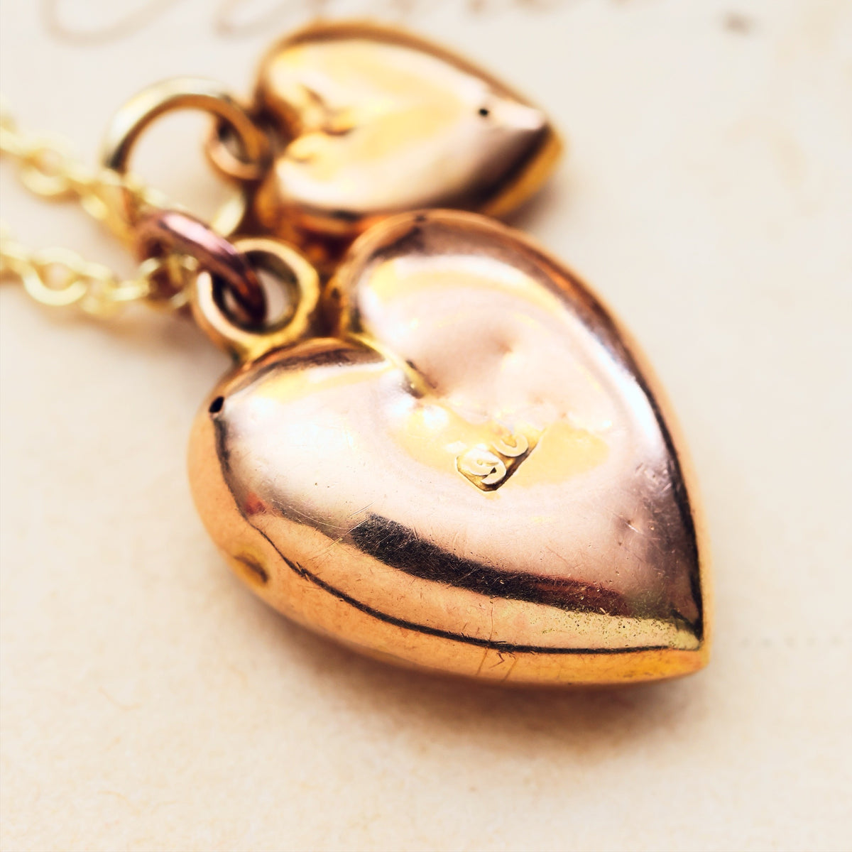 Twin Hearts! 9ct Gold Puffy Heart Pendant